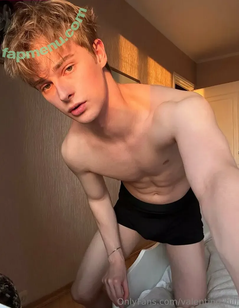 valentino_hill nude photo #0015 (valentino.hilll)