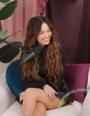 Valkyrae nude photo #1159