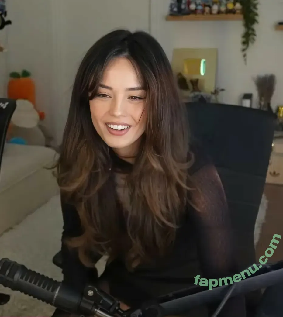 Valkyrae nude photo #1175 (Valkyrae)