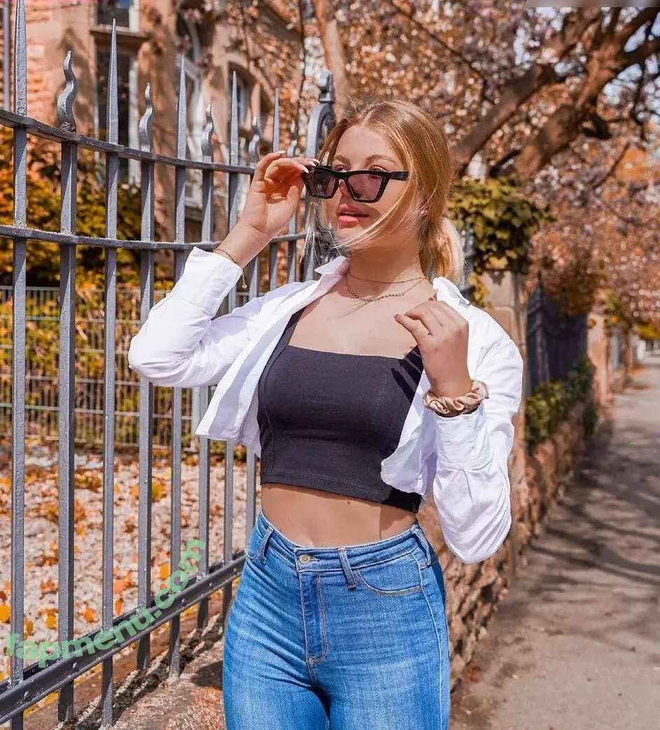Vallixpauline nude photo #0011 (Vallixpauline)