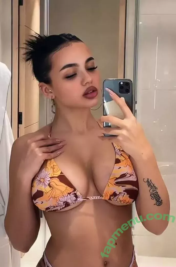 Valya Karnaval nude photo #0029 (karna.val / valyakarnaval)