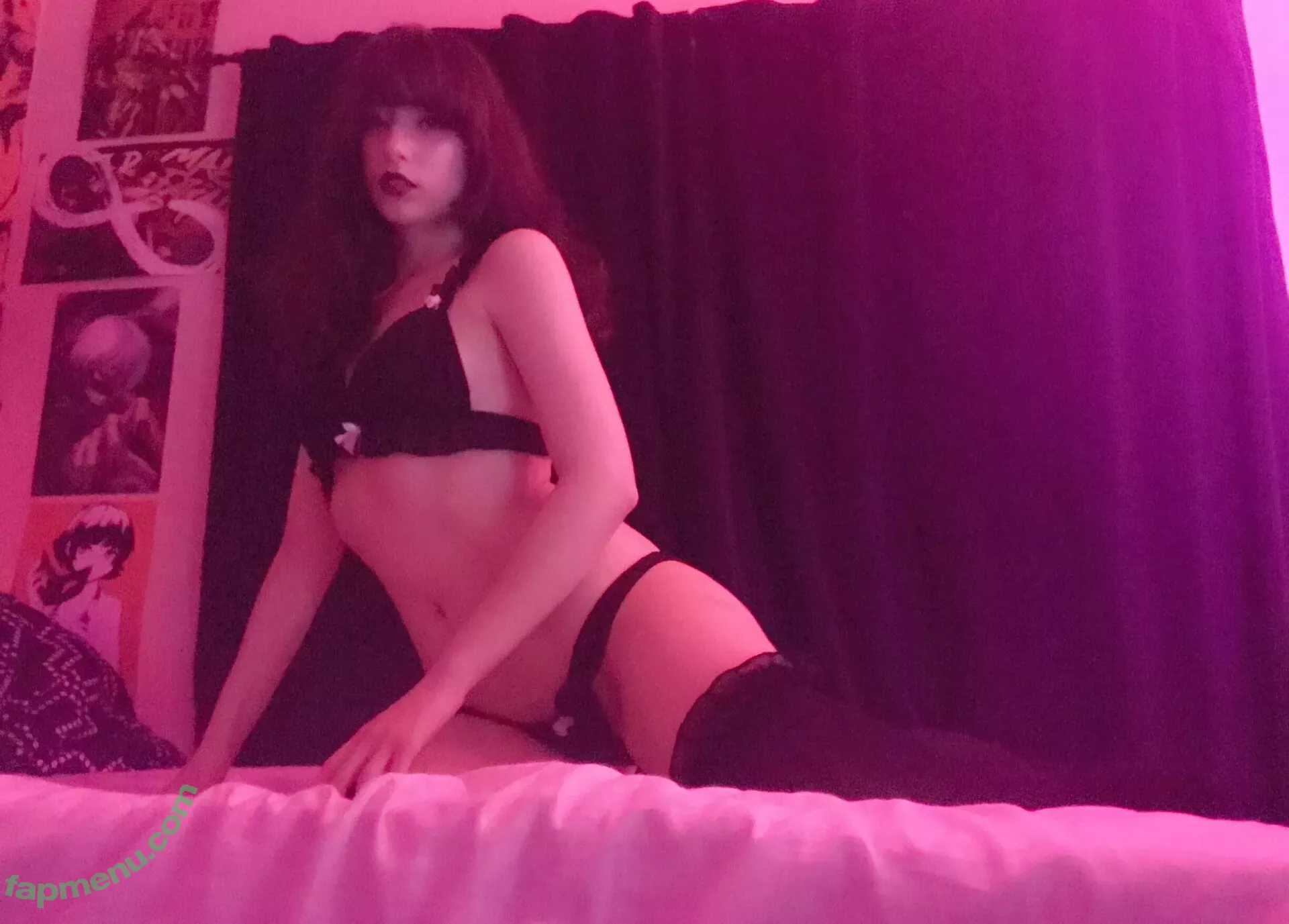 Vampiregf nude photo #0109 (VAMPlREGF / vampiregf__)
