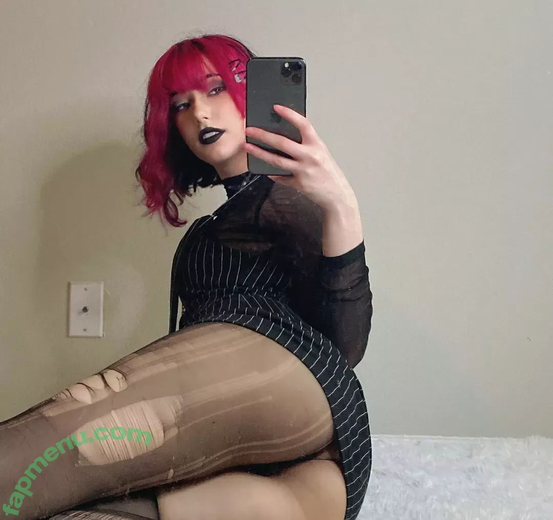Vampiregf nude photo #0186 (VAMPlREGF / vampiregf__)