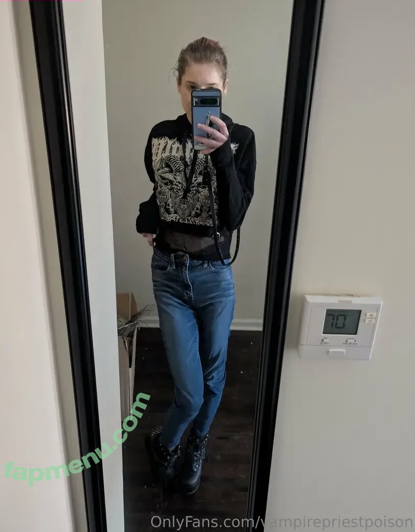 vampirepriestpoison nude photo #0020 (priestesspoison)
