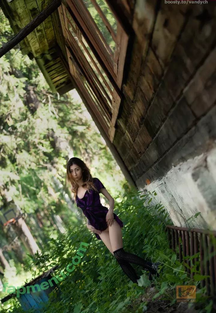 Vandych nude photo #0180 (Alina Latypova / alex_vandych / andriy.vandych.travel)