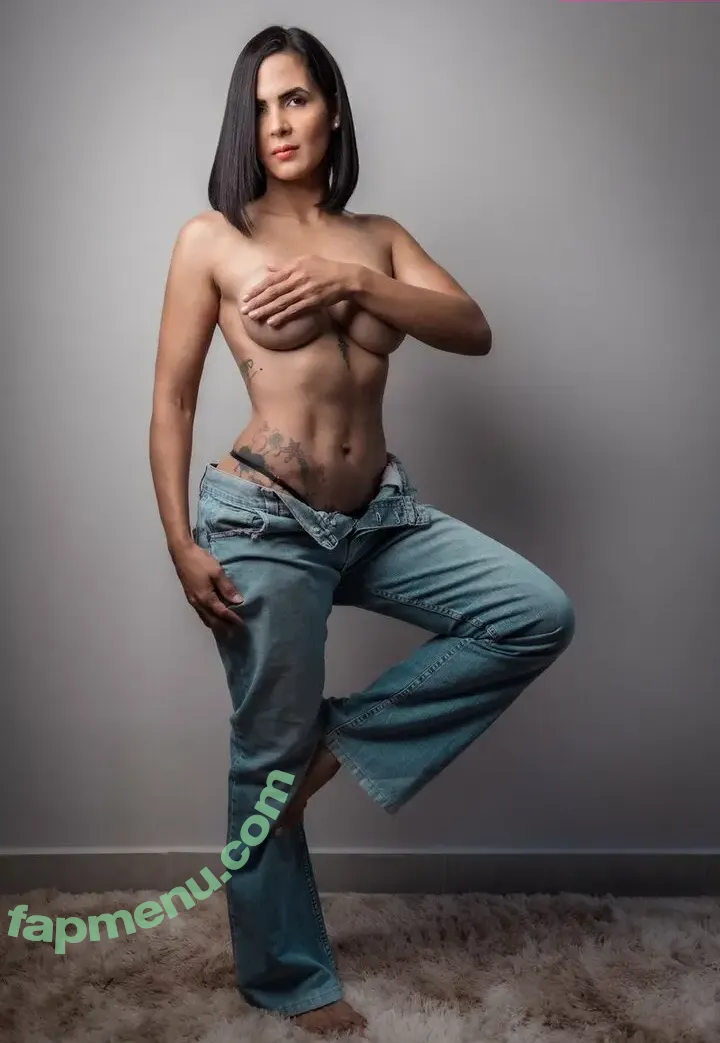 Vane Morais nude photo #0003 (Vane Morais)
