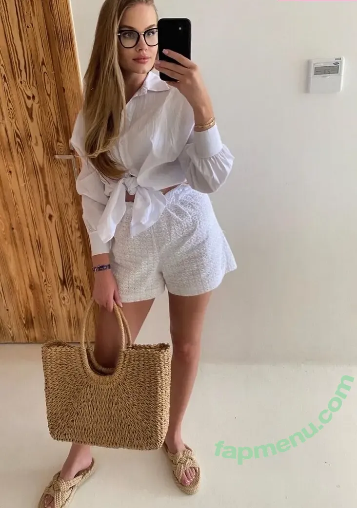 vanesamocilanova nude photo #0005 (vanesamocilanova)