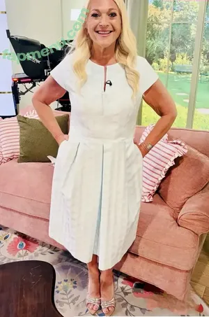 Vanessa Feltz / vanessafeltzofficial nude photo #0056