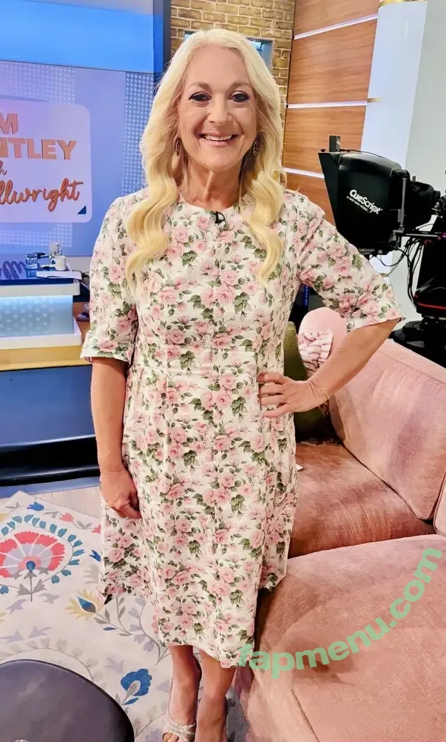 Vanessa Feltz nude photo #0036 (vanessafeltzofficial)
