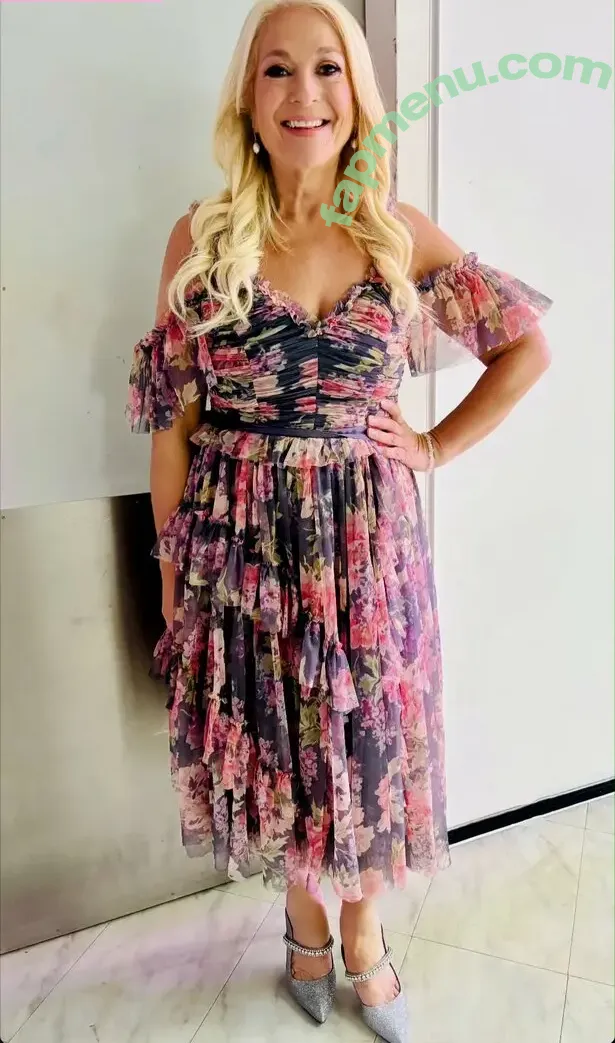 Vanessa Feltz nude photo #0044 (vanessafeltzofficial)