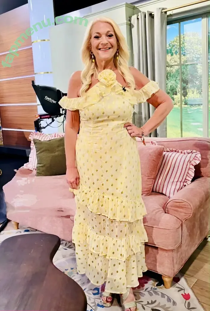 Vanessa Feltz nude photo #0050 (vanessafeltzofficial)