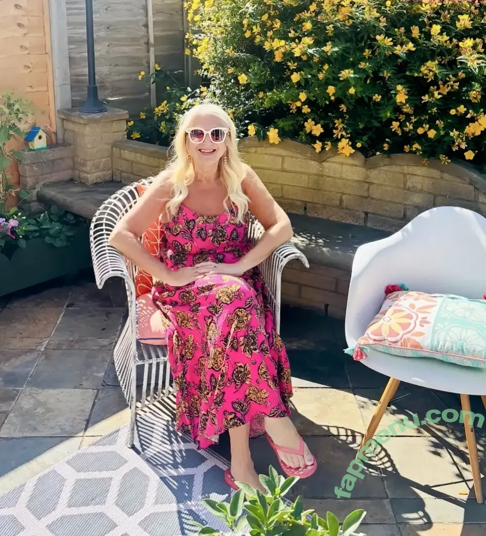 Vanessa Feltz nude photo #0052 (vanessafeltzofficial)
