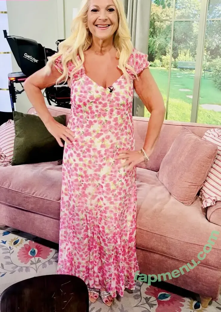 Vanessa Feltz nude photo #0061 (vanessafeltzofficial)
