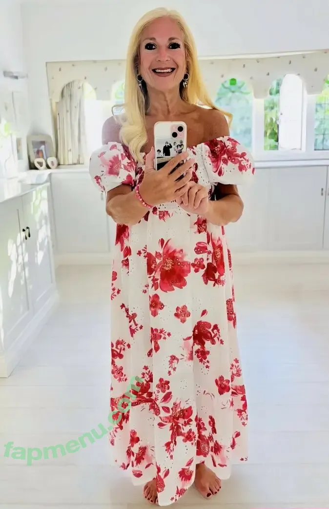 Vanessa Feltz nude photo #0070 (vanessafeltzofficial)