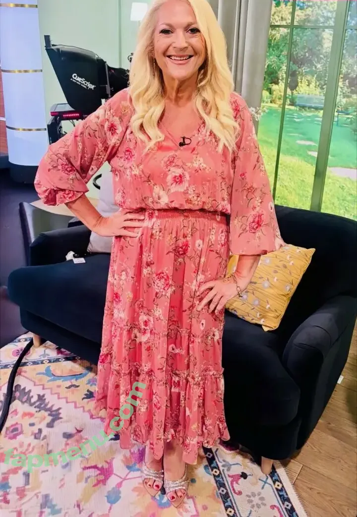 Vanessa Feltz nude photo #0087 (vanessafeltzofficial)