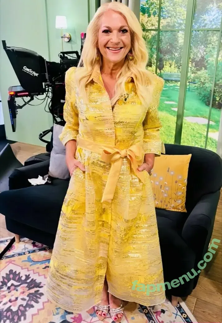Vanessa Feltz nude photo #0092 (vanessafeltzofficial)