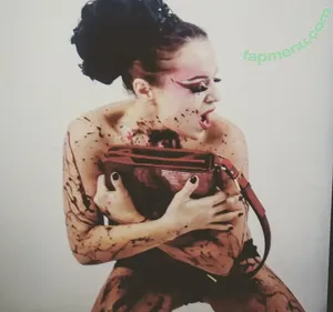  nude photo #0002