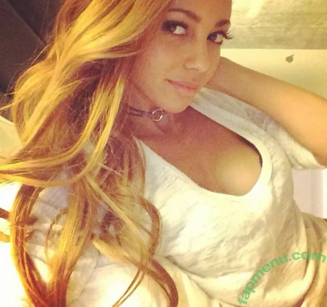 Vanessa Morgan nude photo #0002 (vanessamorgan)