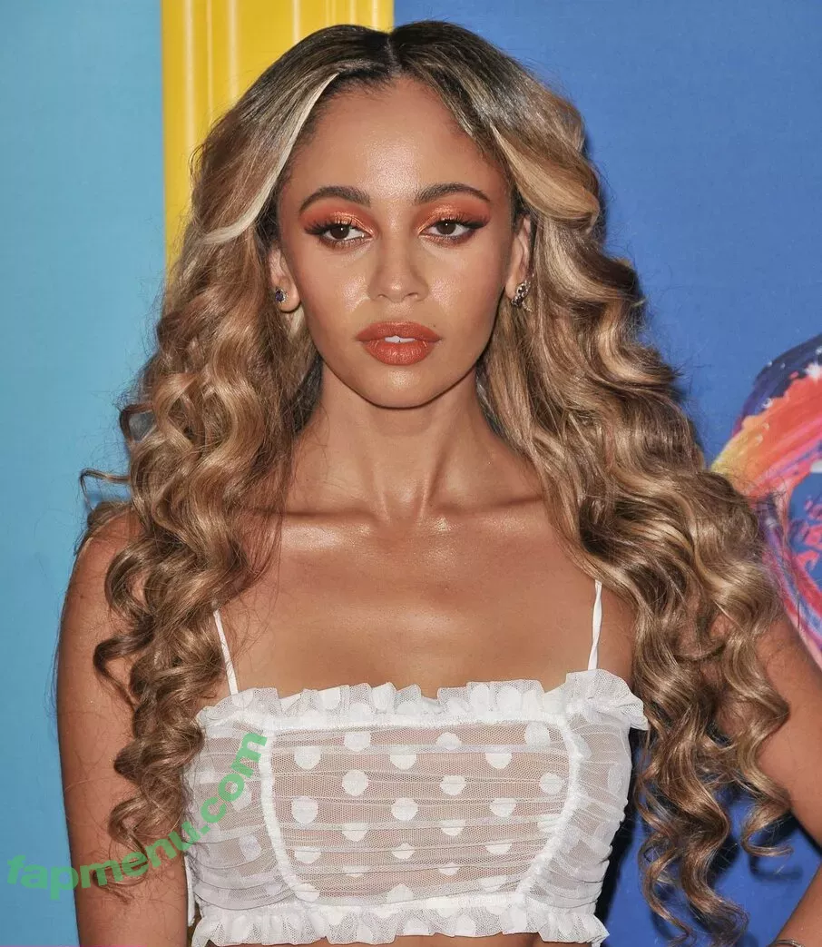 Vanessa Morgan nude photo #0105 (vanessamorgan)