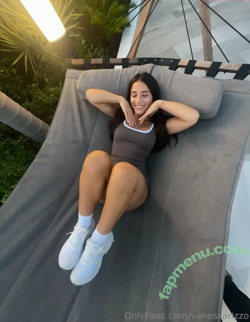 vanessarizzo nude photo #0071 (vanessa_rizzo)