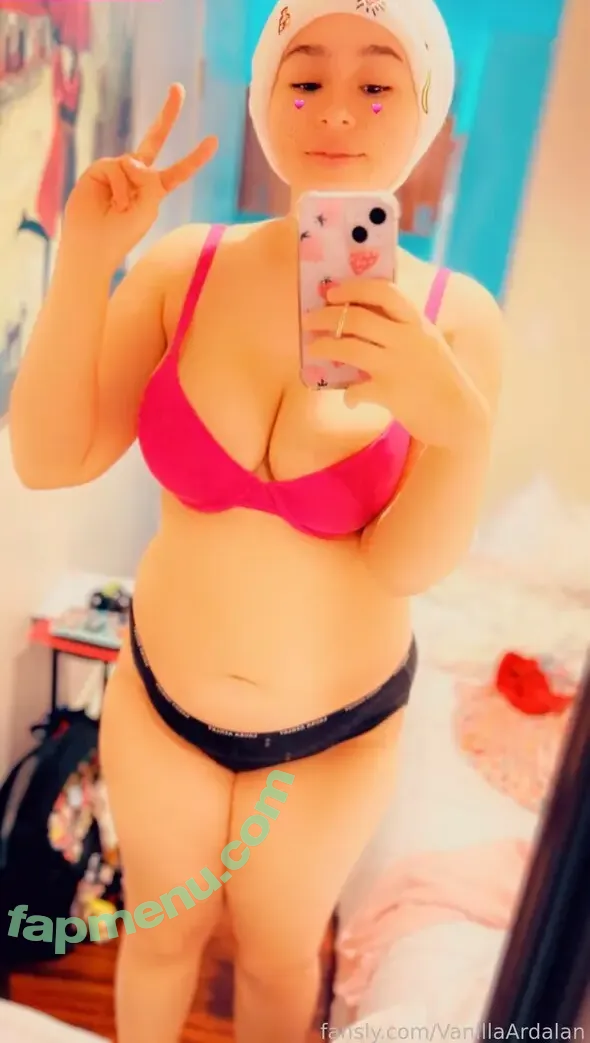 VanillaArdalan nude photo #0045 (VanillaArdalan)