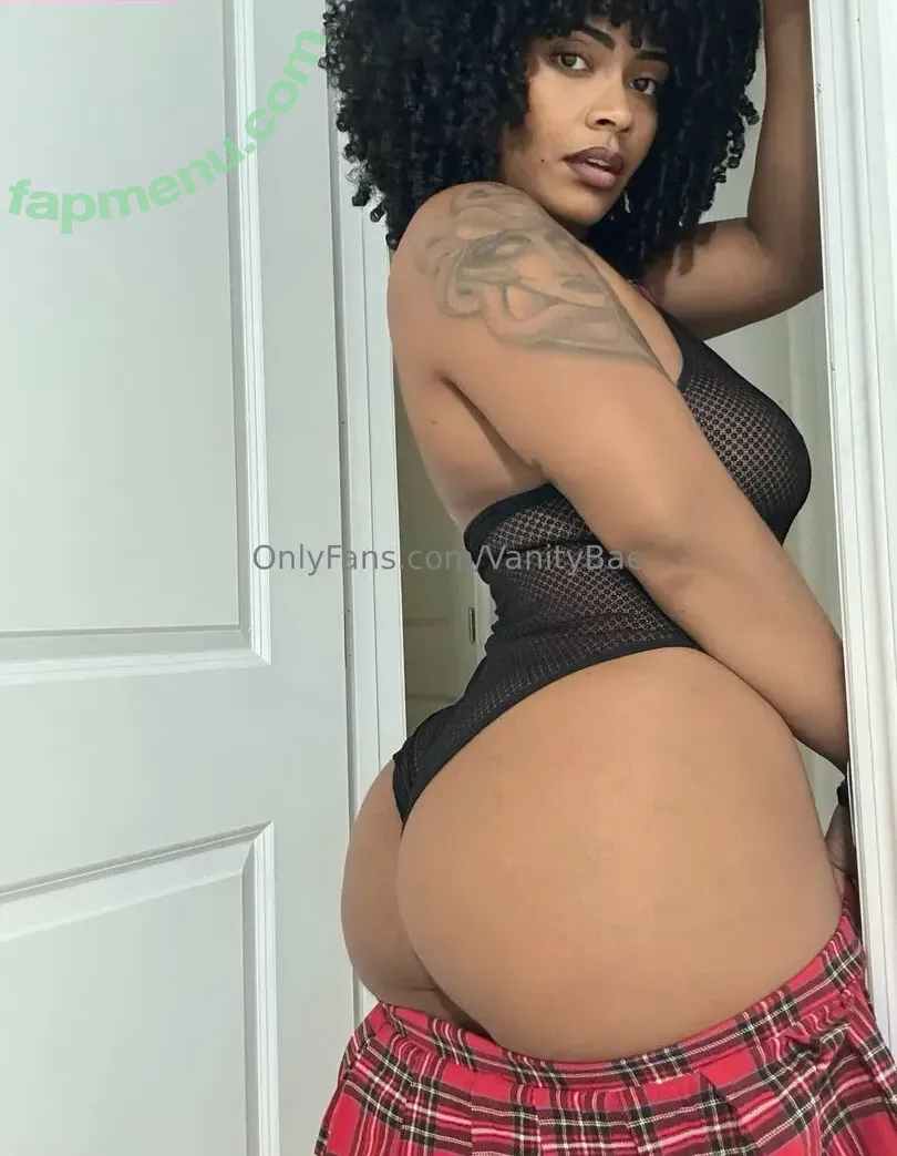 vanitybae nude photo #0027 (vanitibae)