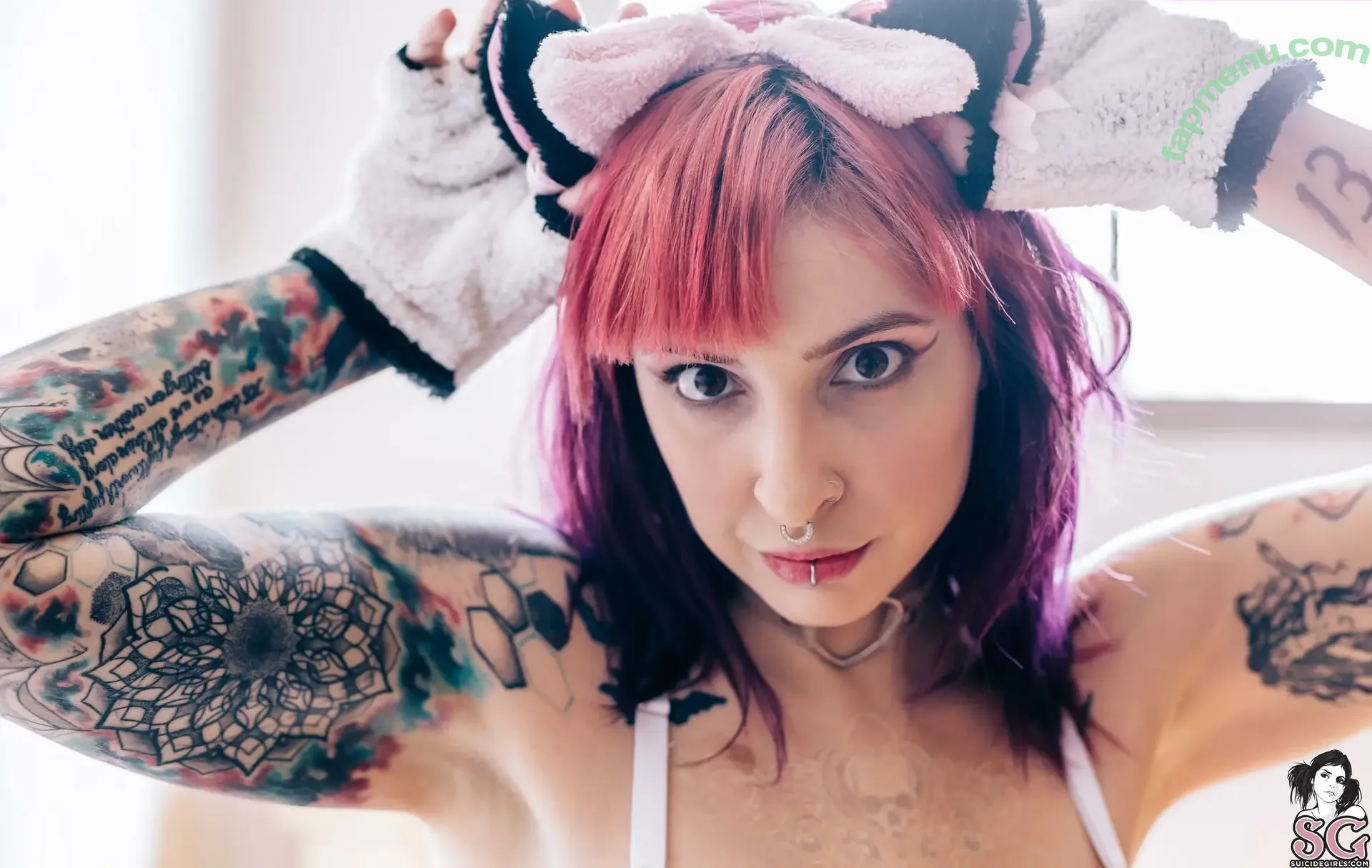 Vanp nude photo #0192 (vamp / vanpublic)