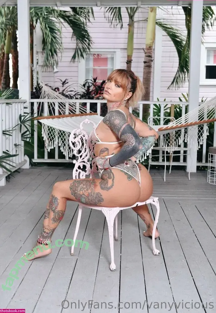 Vanyvicious nude photo #0005 (Vanyvicious)