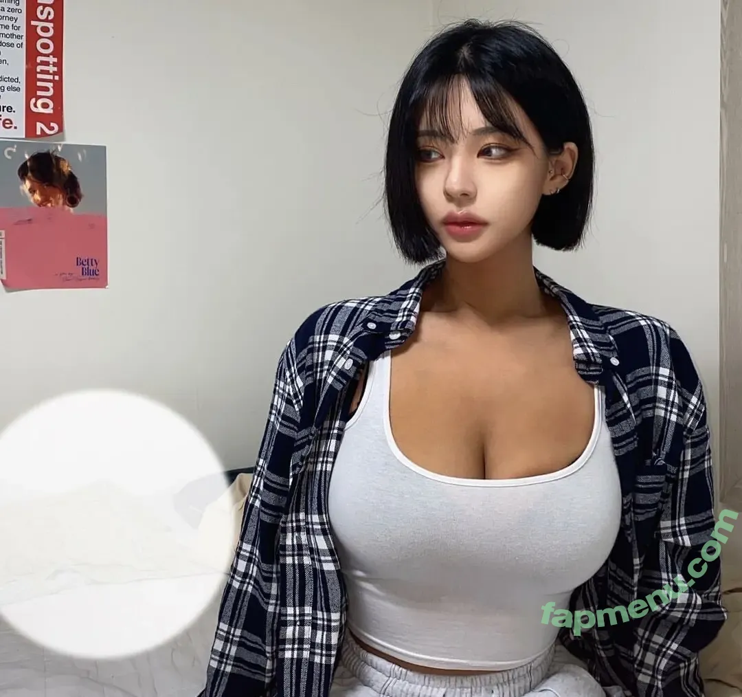 Vastaimmm nude photo #0006 (Vastaimmm)