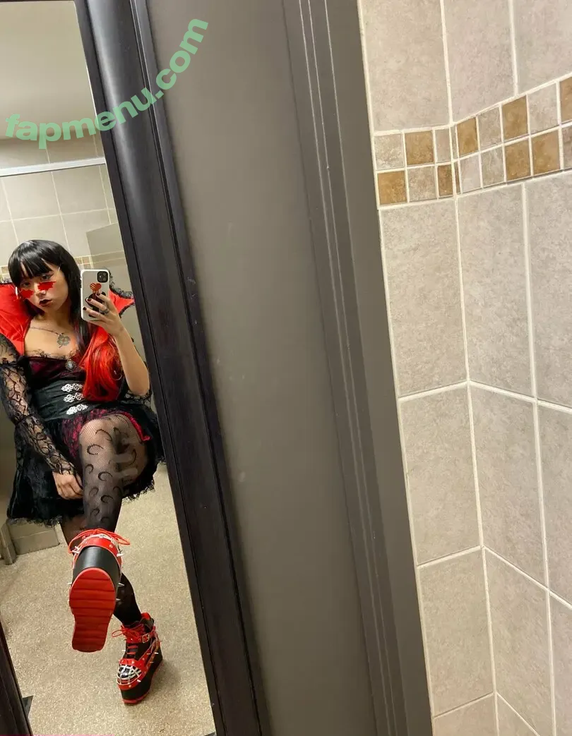 vdawggin nude photo #0015 (vdawggin)