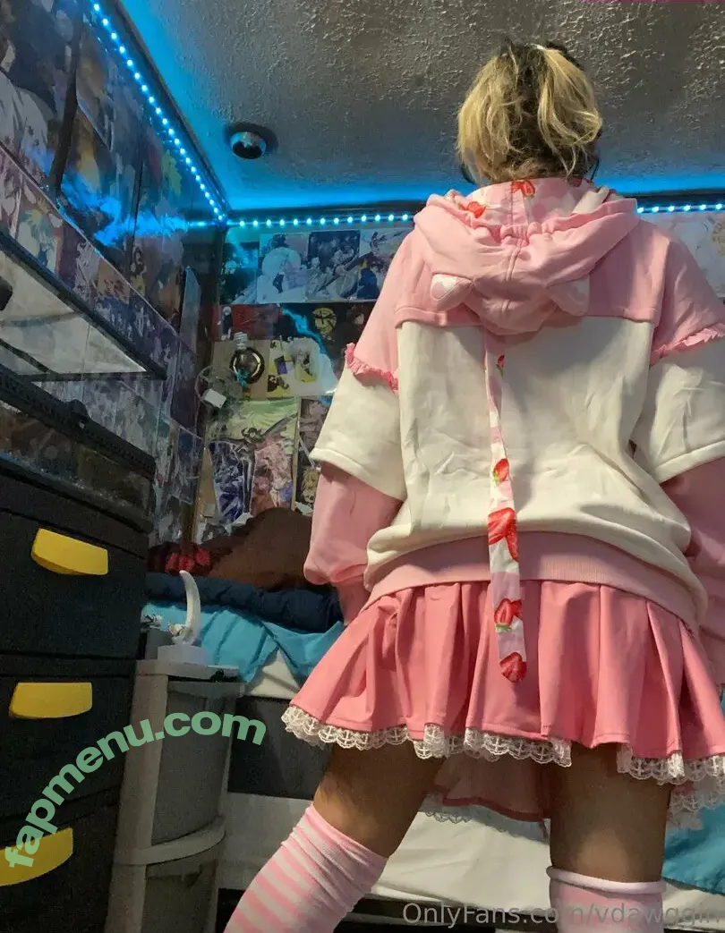 vdawggin nude photo #0026 (vdawggin)