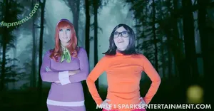Velma & Daphne Cosplay / velmacosplayer nude photo #0057