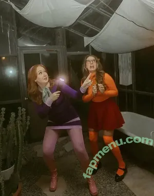 Velma & Daphne Cosplay / velmacosplayer nude photo #0060