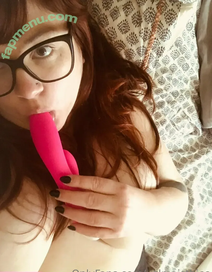 velmaisthicc nude photo #0013 (thicc_velma)