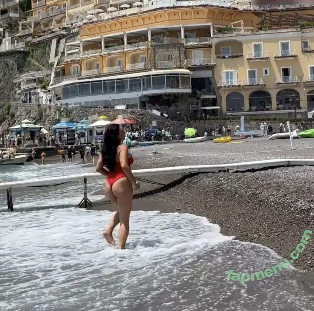 Vendewaa nude photo #0140 (Vendewaa)