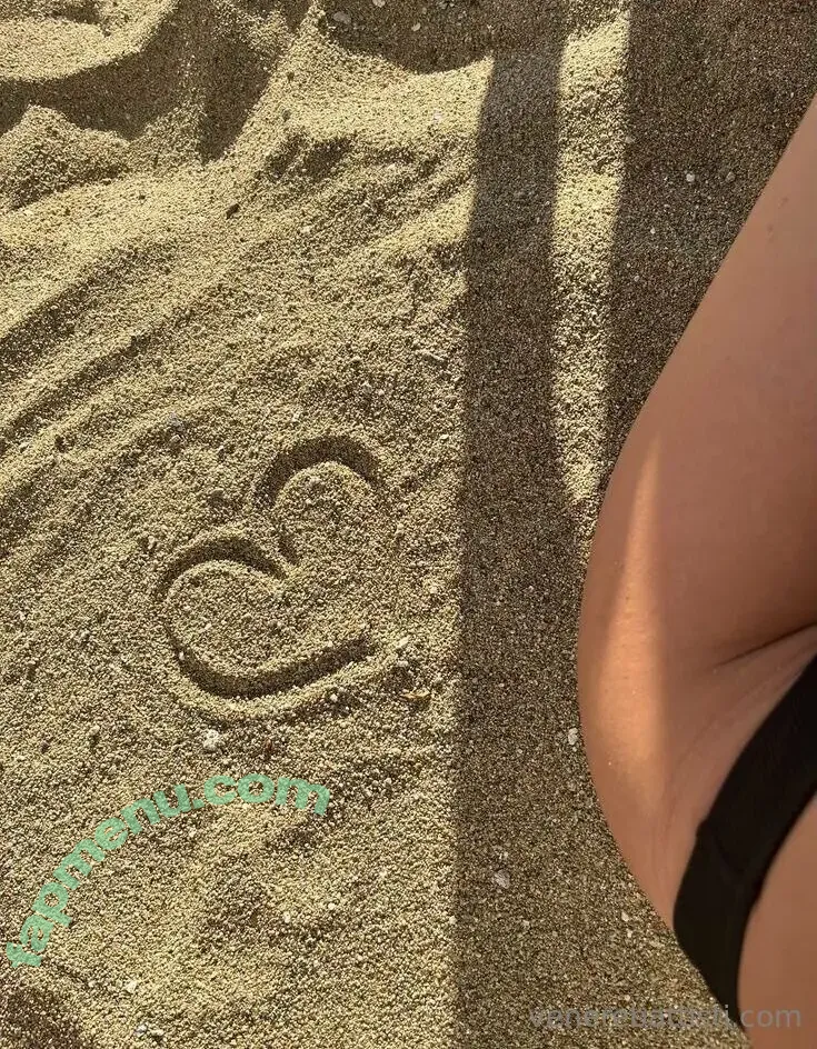 Venere Battisti nude photo #0096 (claudiasuracee_ / venere_battisti)