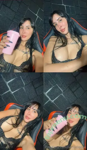  nude photo #0002