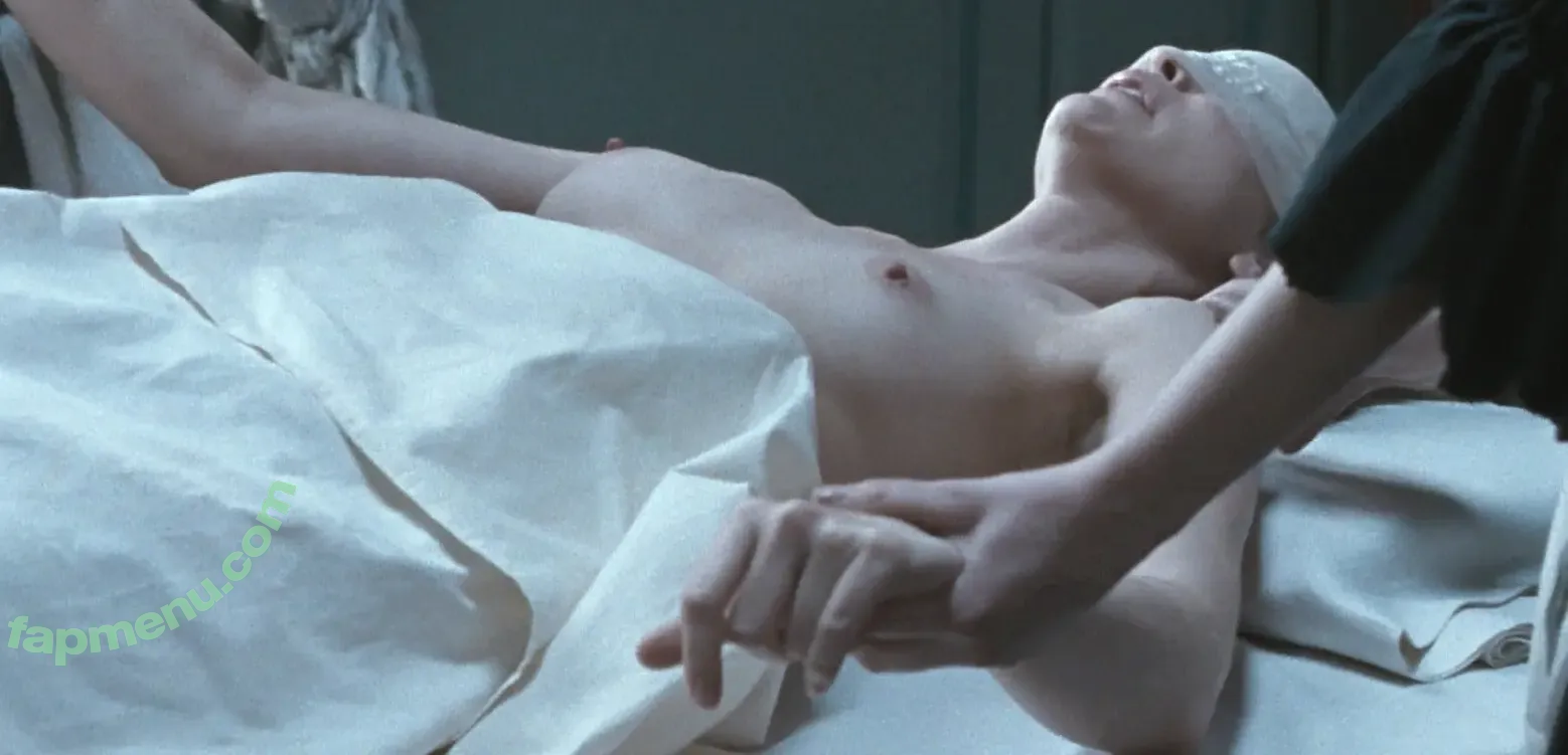 Vera Farmiga nude photo #0138 (verafarmiga)