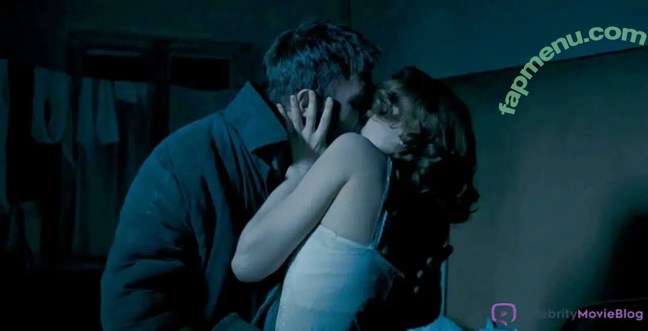 Vera Farmiga nude photo #0143 (verafarmiga)