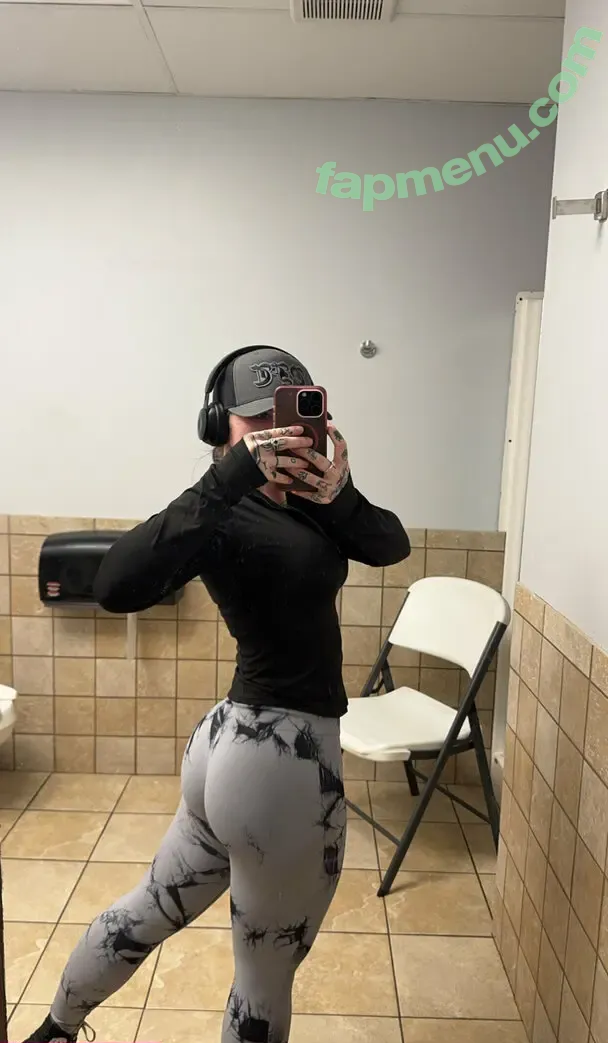 vermilionvixenfree nude photo #0012 (msredswrenching_backup)