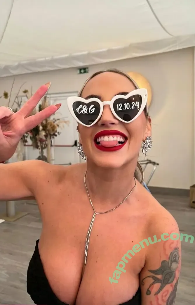 veronik13 nude photo #0013 (verno__nik13 / vero__nik13 / veronikagb2)