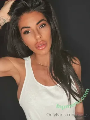  nude photo #0004