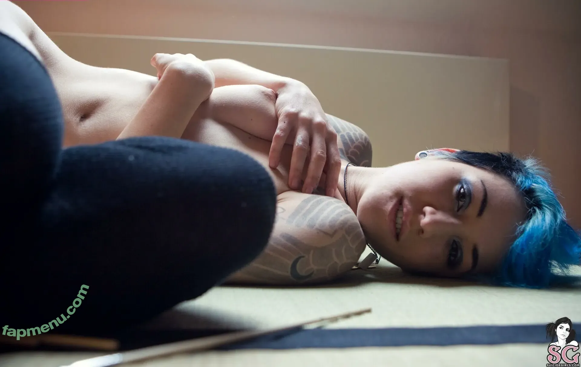 Vesperal nude photo #0492 (freevesperal / heyursinae / ursinaevesperal)