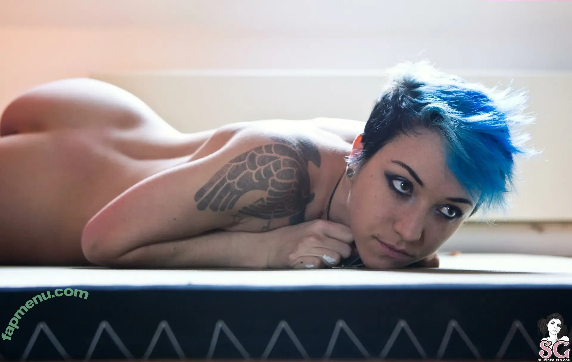 Vesperal nude photo #0495 (freevesperal / heyursinae / ursinaevesperal)