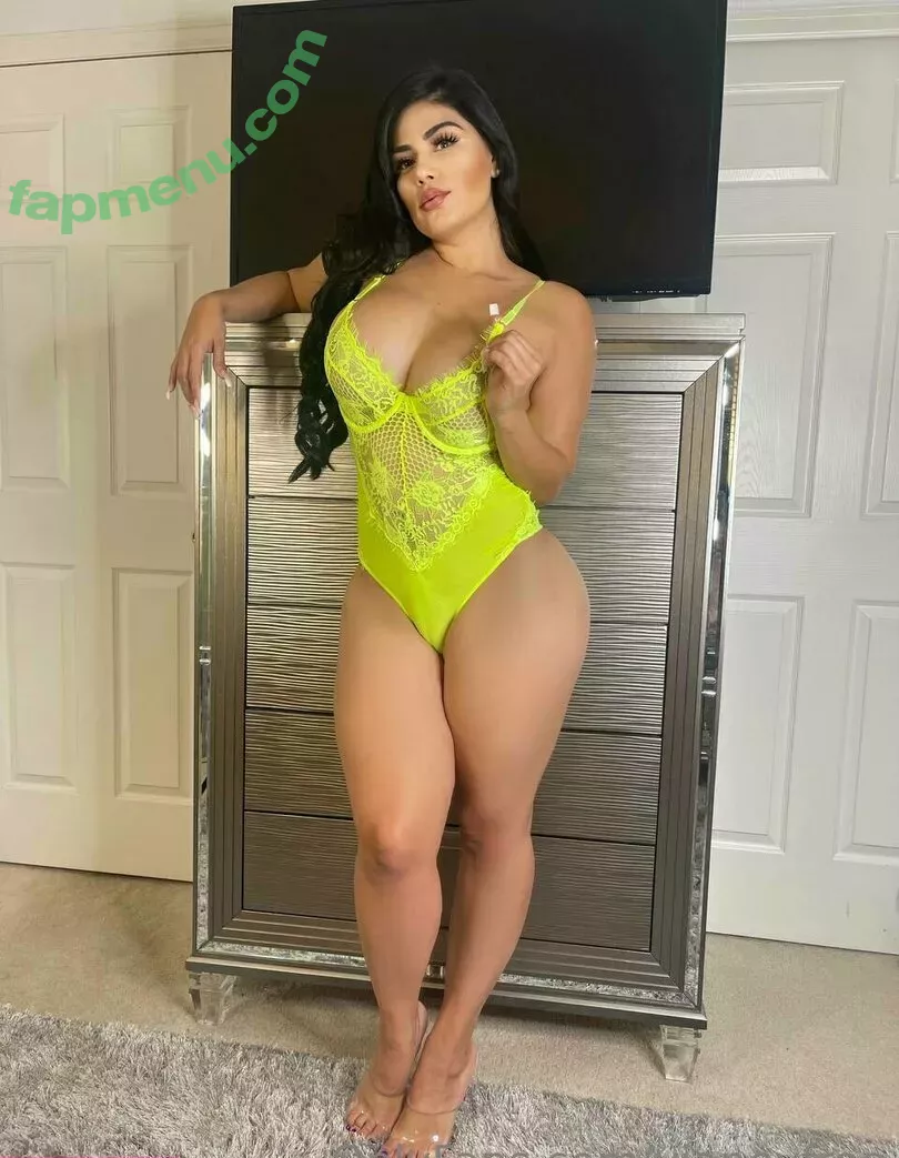 vianeyfree nude photo #0050 (vianeyfrias)