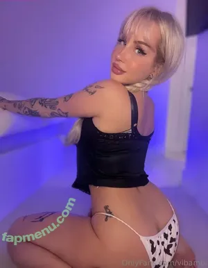 vibambi / vi.bambi nude photo #0002