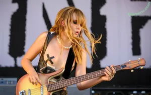  nude photo #0007