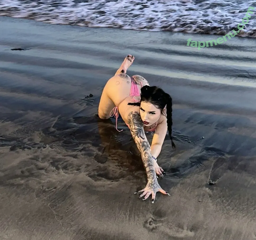 vicivail nude photo #0066 (vicivail)