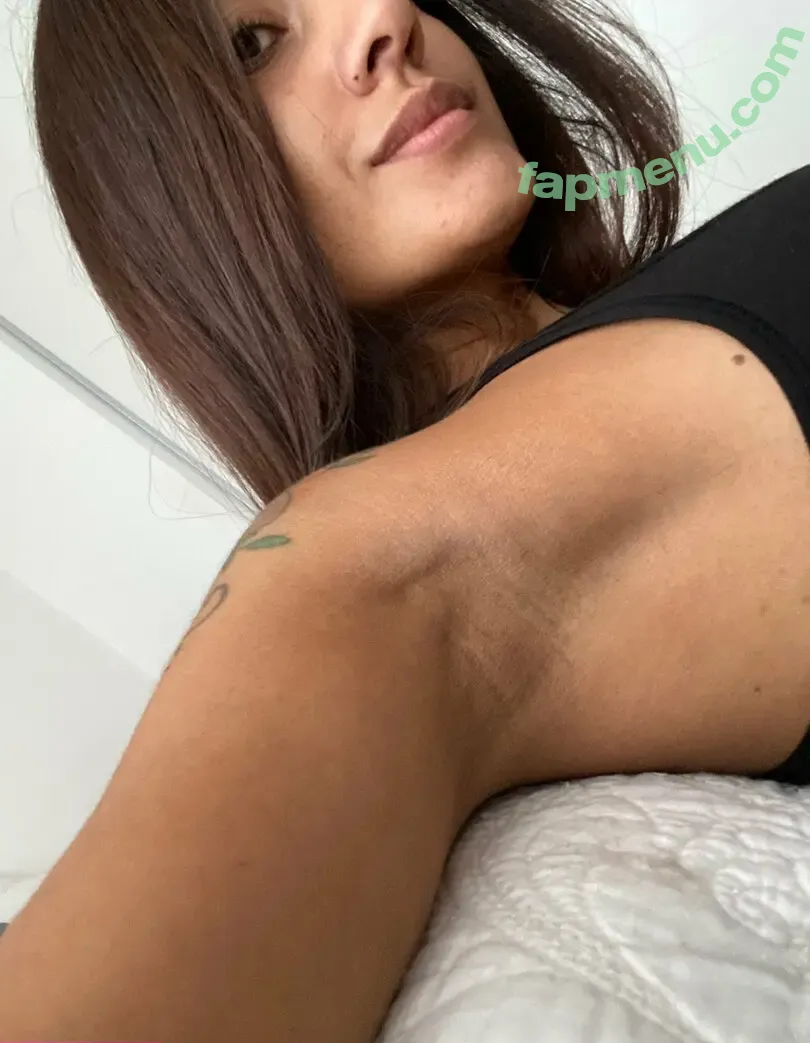 vickyluxx.vip nude photo #0002 (vickyluxx)