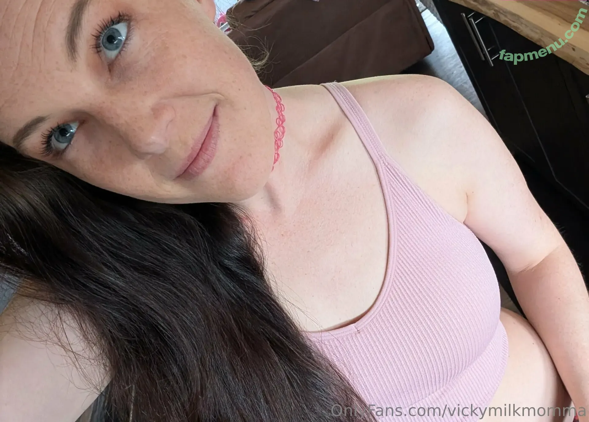 vickymilkmomma nude photo #0080 (_milkmomma_)